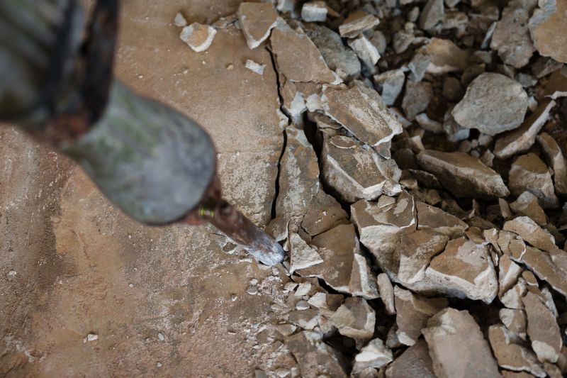 Demolition of Concrete Structures